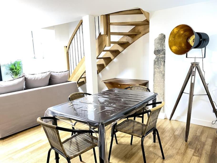 Ferienwohnung Duplex Avec Terrasse En Hypercentre De Grenoble Exterior foto